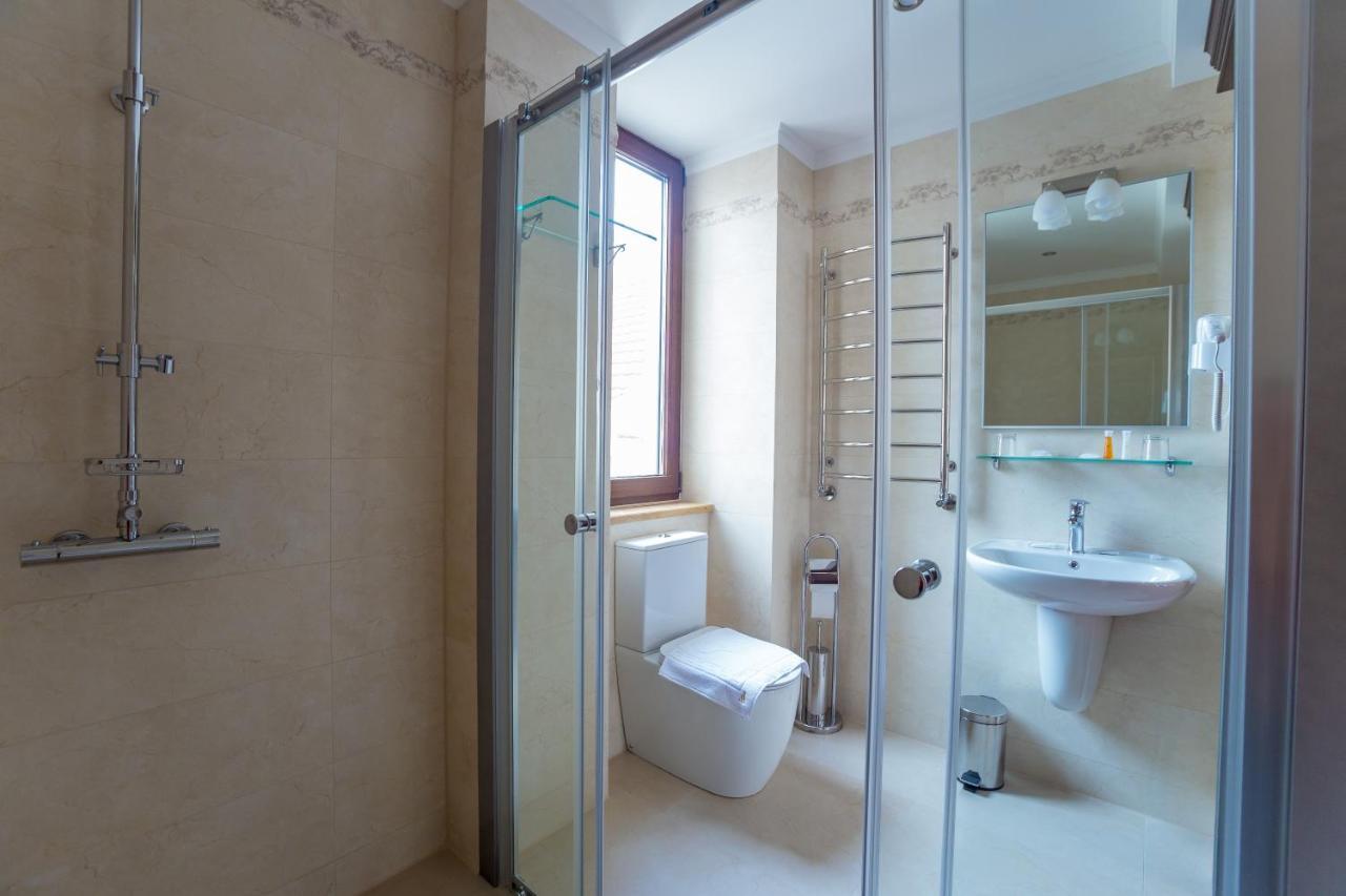 צ'יסינאו Ambassador Hotel מראה חיצוני תמונה